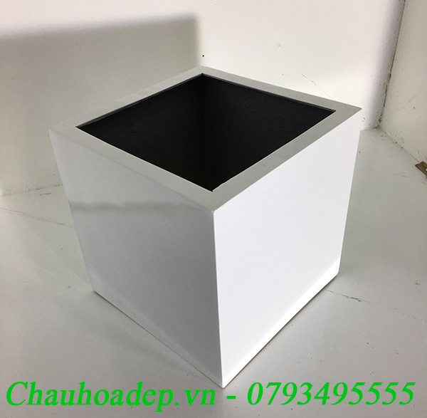 Chậu hoa composite hình vuông  trắng vừa mới xuất xưởng của chauhoadep.vn